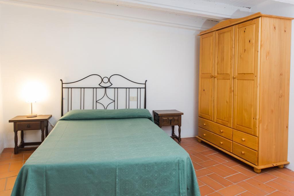 Apartaments Can Gibert Castellón de Ampurias Exterior foto