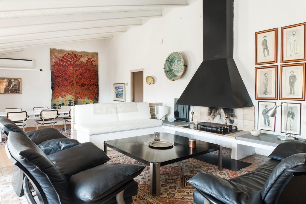 Apartaments Can Gibert Castellón de Ampurias Exterior foto