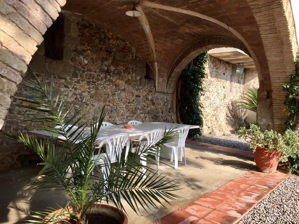 Apartaments Can Gibert Castellón de Ampurias Exterior foto